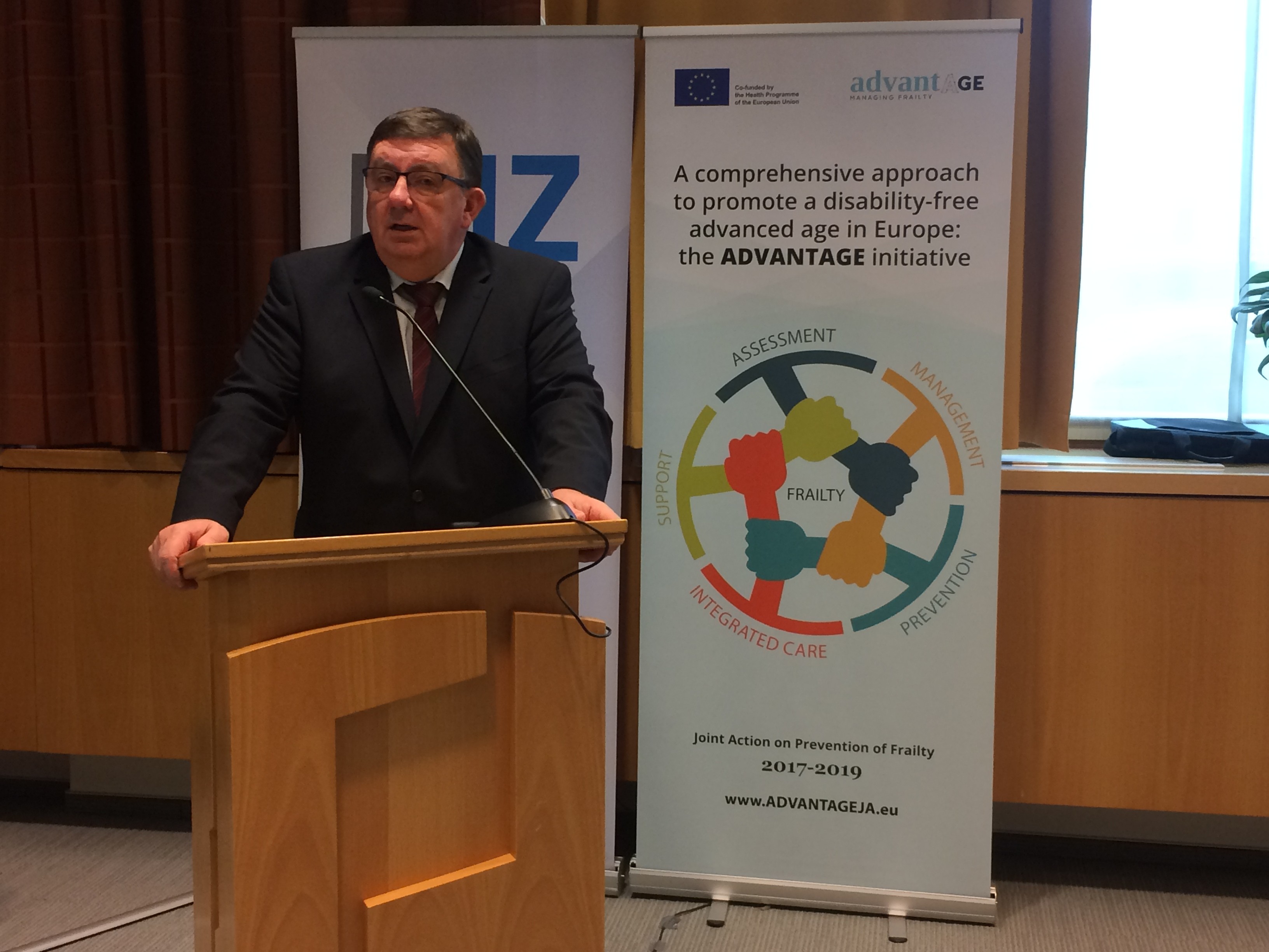 Samo Fakin, dr. med., spec., minister za zdravje