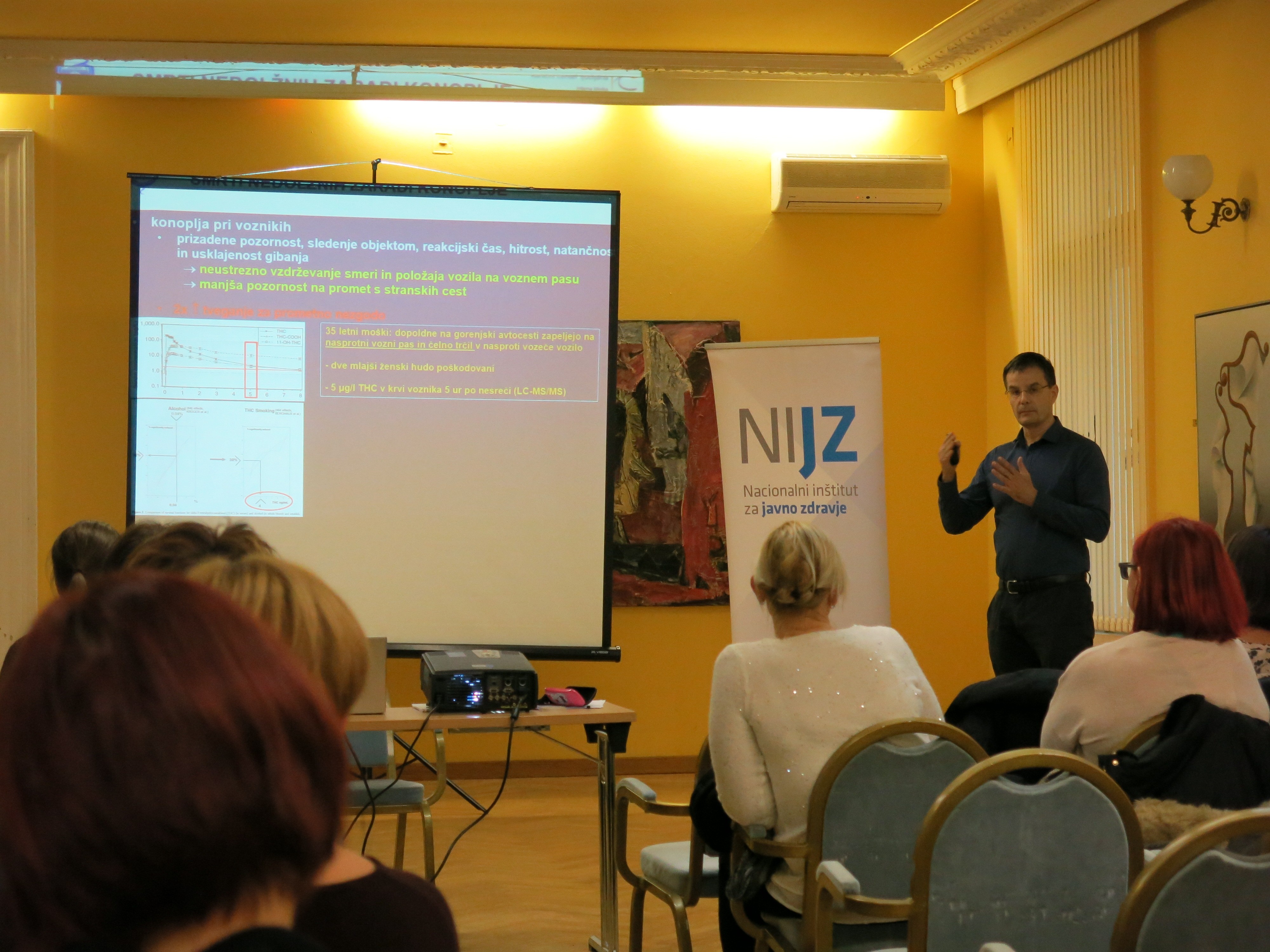 Predavatelj doc. dr. Miran Brvar.