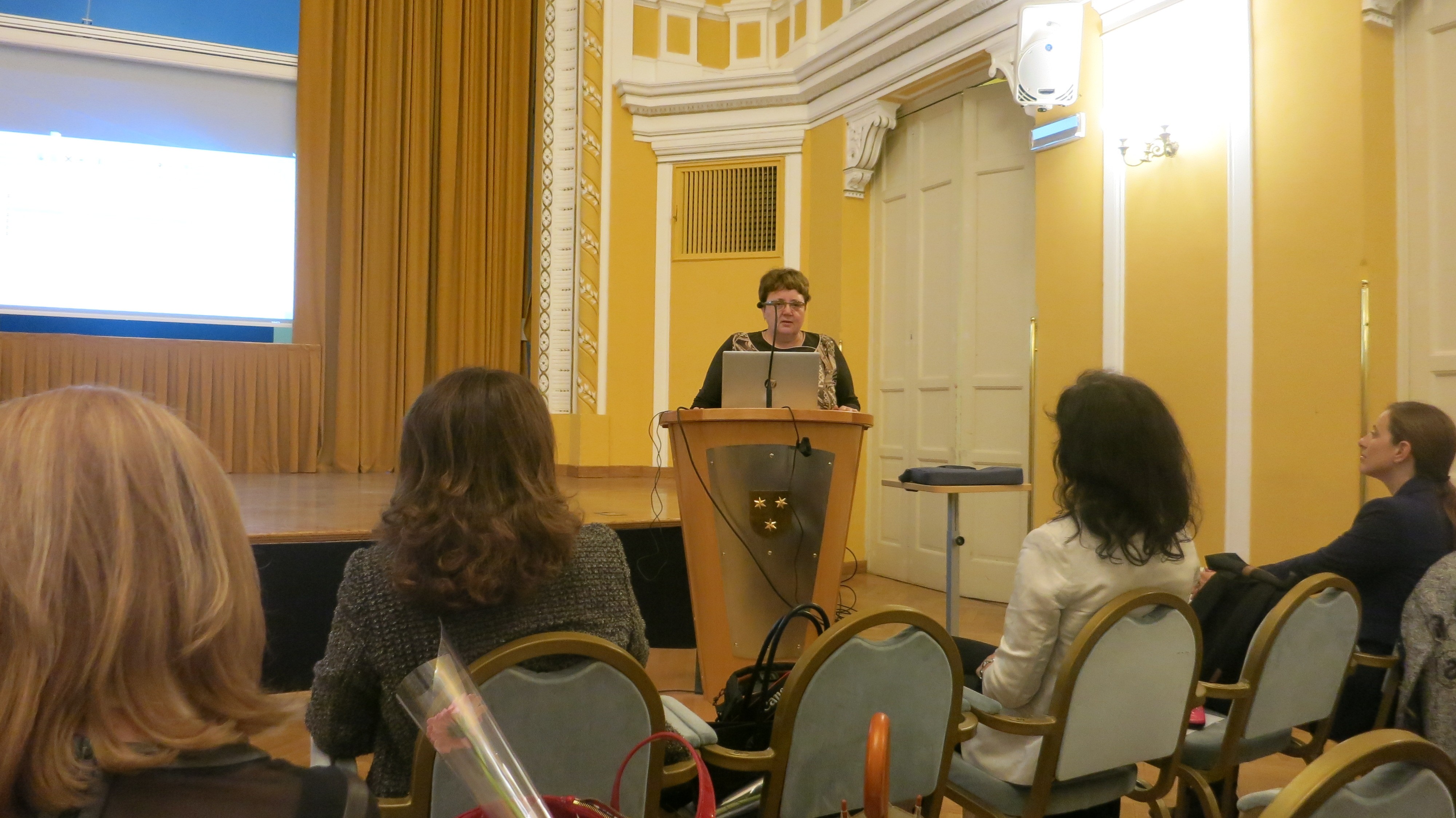 Stanka Drobnak je predstavila svojo izkušnjo s Programom Svit, za katerega pravi, da ji je rešil življenje. Kot ambasadorka Programa Svit vidi svoje poslanstvo v spodbujanju ljudi, da bi se odzvali vabilu v Program Svit.